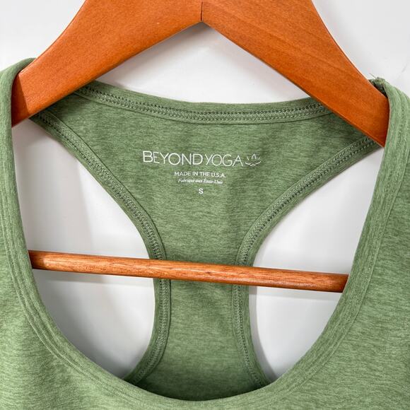 BEYOND YOGA Spacedye Step Up Green Racerback Active Tank // S - Picture 3 of 7